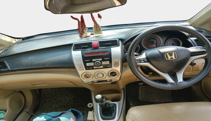 2011 Honda City 1.5L I-VTEC V MT, Petrol, Manual, 2,56,140 km, interior