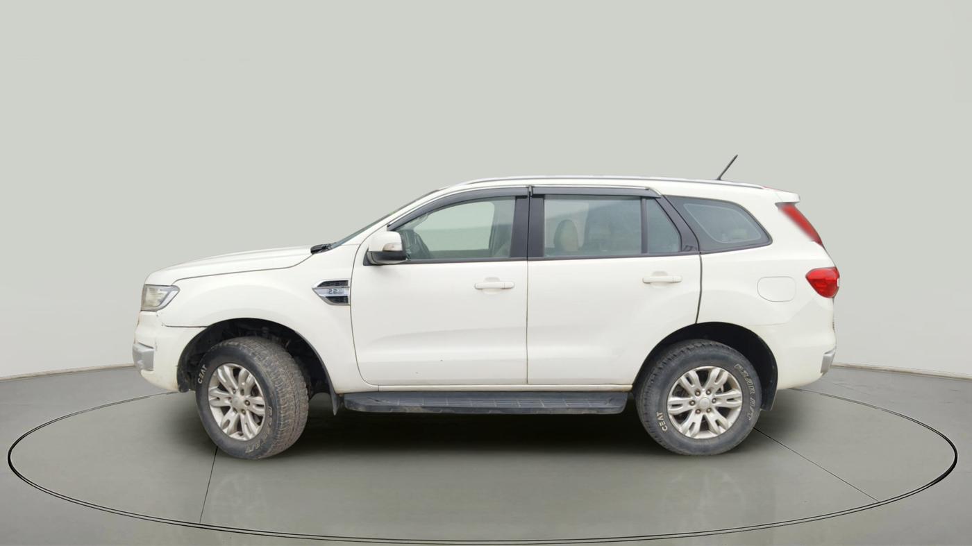 2016 Ford Endeavour TREND 2.2 4X2 AT, Diesel, Automatic, 1,50,161 km, exterior