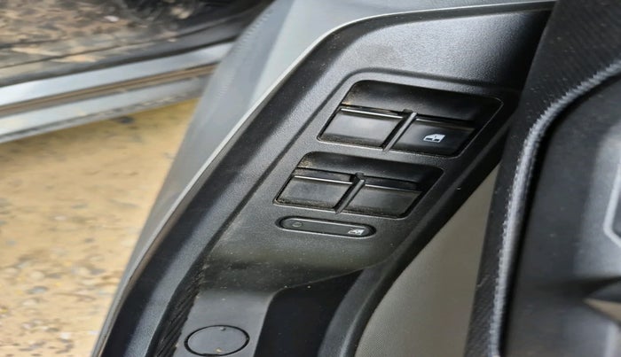 2020 Tata Tiago XT PETROL, Petrol, Manual, 1,06,437 km, interior