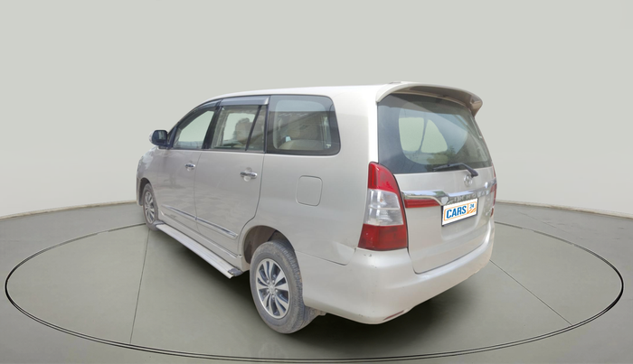 2015 Toyota Innova 2.5 VX 7 STR, Diesel, Manual, 79,798 km, exterior
