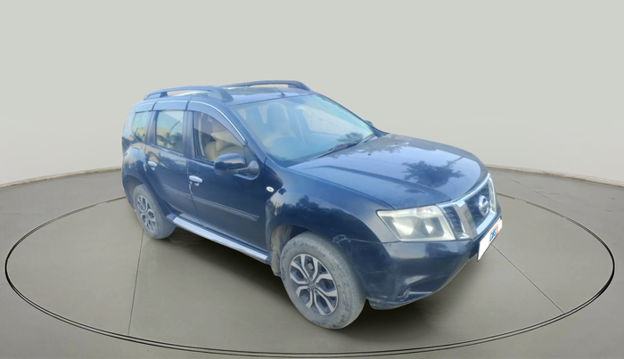 2013 Nissan Terrano XL (D), Diesel, Manual, 1,32,604 km, exterior