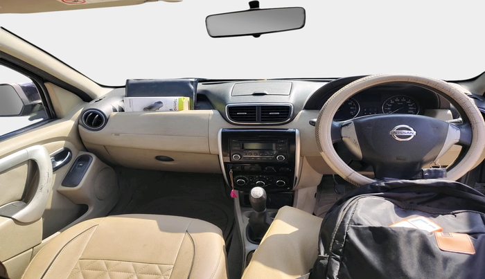 2013 Nissan Terrano XL (D), Diesel, Manual, 1,32,604 km, interior