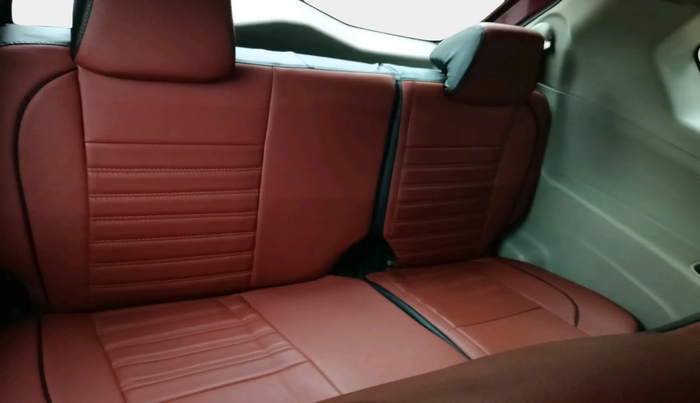 2018 Mahindra MARAZZO M2 8 STR, Diesel, Manual, 67,226 km, interior