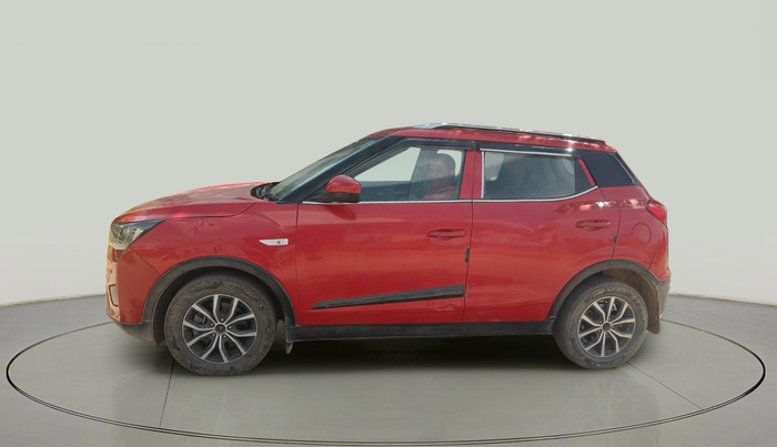 2021 Mahindra XUV300 W4 1.5 DIESEL, Diesel, Manual, 1,40,376 km, exterior
