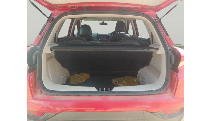 2021 Mahindra XUV300 W4 1.5 DIESEL, Diesel, Manual, 1,40,376 km, exterior