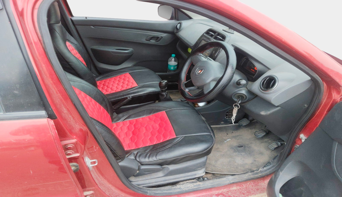 2016 Renault Kwid RXT 0.8, Petrol, Manual, 46,189 km, interior