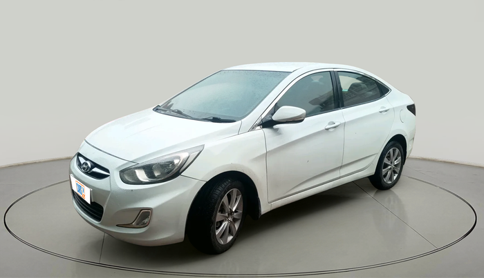 2015 Hyundai Verna FLUIDIC 1.6 CRDI SX, Diesel, Manual, 2,05,015 km, exterior