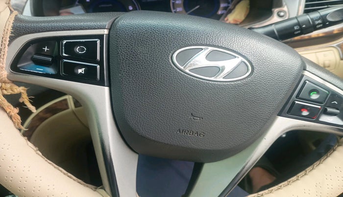 2015 Hyundai Verna FLUIDIC 1.6 CRDI SX, Diesel, Manual, 2,05,015 km, interior