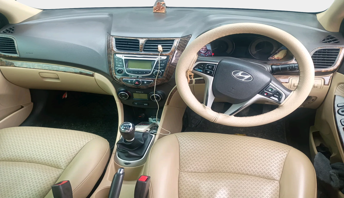 2015 Hyundai Verna FLUIDIC 1.6 CRDI SX, Diesel, Manual, 2,05,015 km, interior