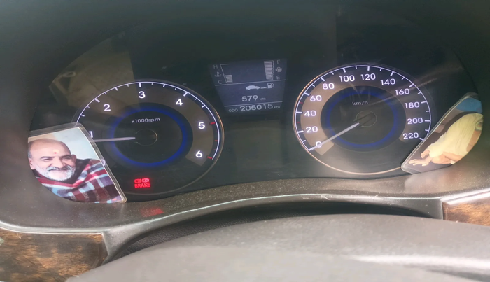 2015 Hyundai Verna FLUIDIC 1.6 CRDI SX, Diesel, Manual, 2,05,015 km, interior