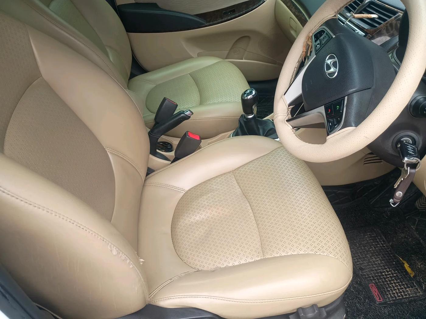 2015 Hyundai Verna FLUIDIC 1.6 CRDI SX, Diesel, Manual, 2,05,015 km, interior