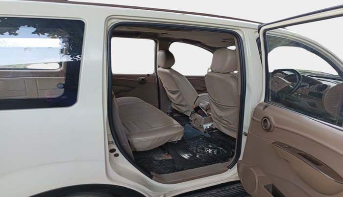 2013 Mahindra Xylo D4 BS-III, Diesel, Manual, 3,48,948 km, interior