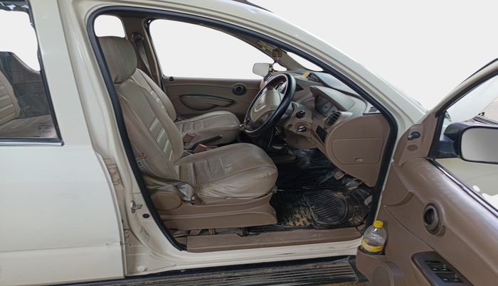 2013 Mahindra Xylo D4 BS-III, Diesel, Manual, 3,48,948 km, interior