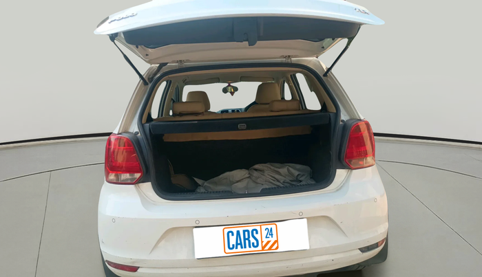 2014 Volkswagen Polo HIGHLINE1.5L, Diesel, Manual, 90,159 km, exterior