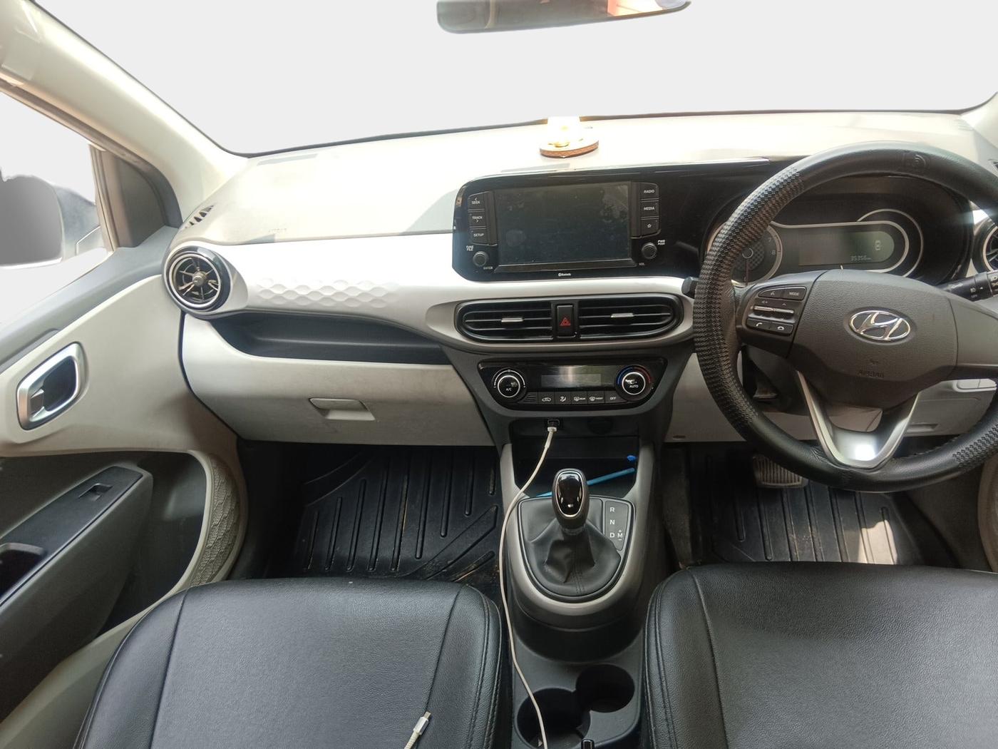 2021 Hyundai GRAND I10 NIOS SPORTZ AMT 1.2 KAPPA VTVT, Petrol, Automatic, 35,358 km, interior