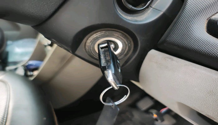 2018 Tata Tiago XZ PETROL, Petrol, Manual, 1,40,874 km, interior