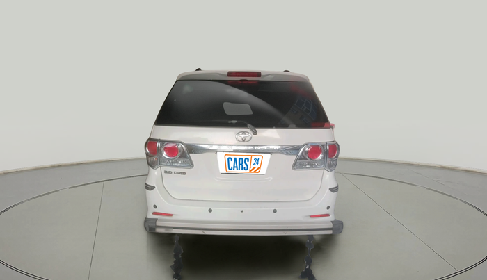 2011 Toyota Fortuner 3.0 4X4 MT, Diesel, Manual, 1,25,492 km, exterior