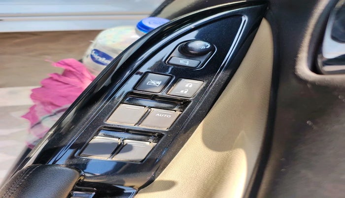 2024 Toyota Glanza V AMT, Petrol, Automatic, 9,455 km, interior