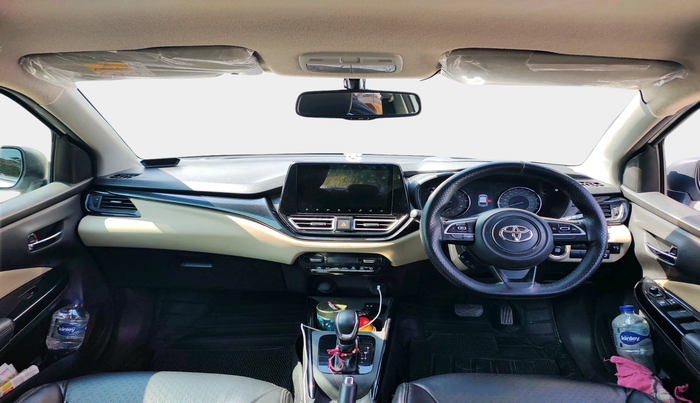 2024 Toyota Glanza V AMT, Petrol, Automatic, 9,455 km, interior