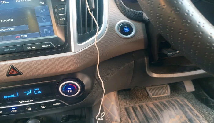 2018 Hyundai Creta SX AT 1.6 DIESEL, Diesel, Automatic, 86,452 km, interior