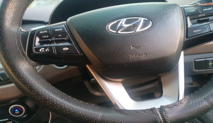 2018 Hyundai Creta SX AT 1.6 DIESEL, Diesel, Automatic, 86,452 km, interior