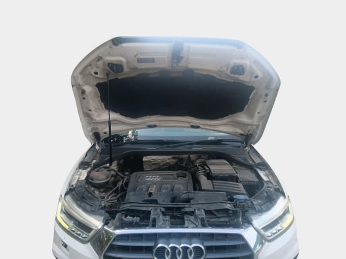 2015 Audi Q3 2.0 QUATTRO TDI AT, Diesel, Automatic, 2,98,546 km, exterior