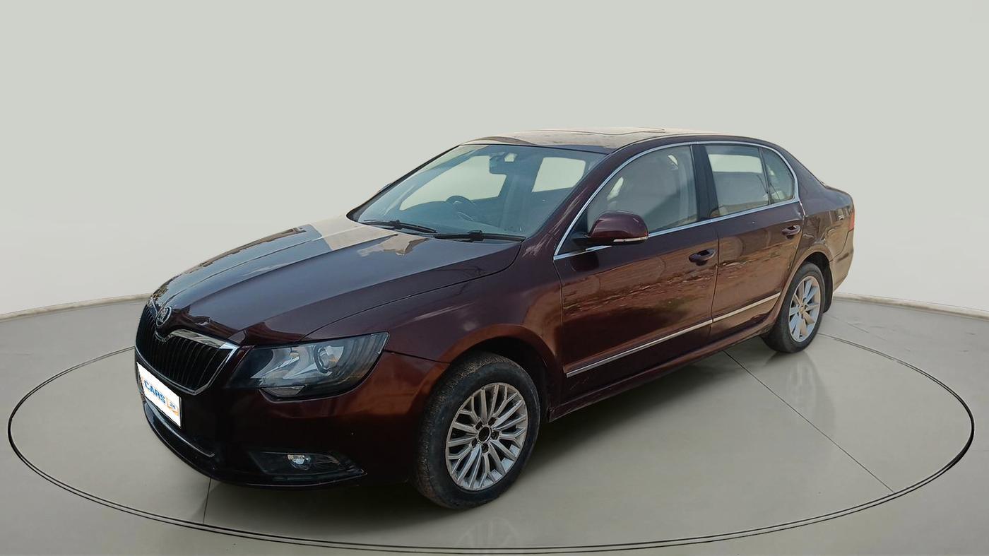 2015 Skoda Superb ELEGANCE 2.0 TDI CR AT, Diesel, Automatic, 1,30,629 km, exterior