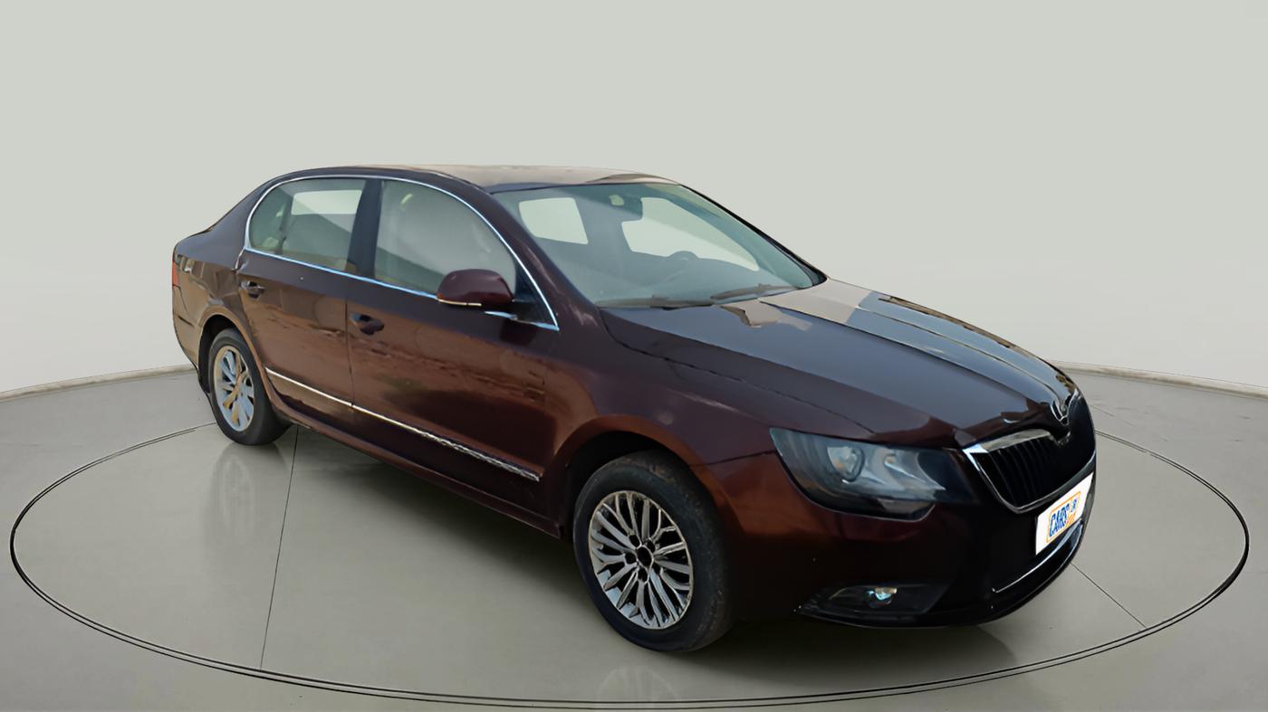 2015 Skoda Superb ELEGANCE 2.0 TDI CR AT, Diesel, Automatic, 1,30,629 km, exterior