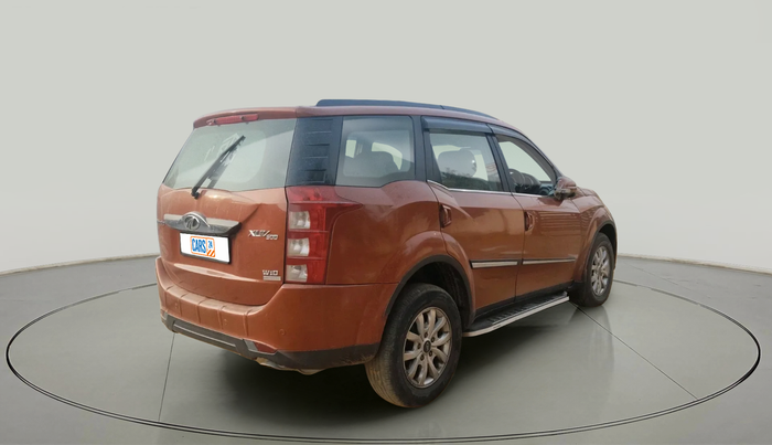 2016 Mahindra XUV500 W10 AT, Diesel, Automatic, 2,30,092 km, exterior