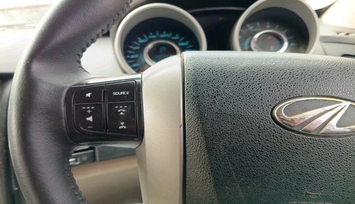 2016 Mahindra XUV500 W10 AT, Diesel, Automatic, 2,30,092 km, interior