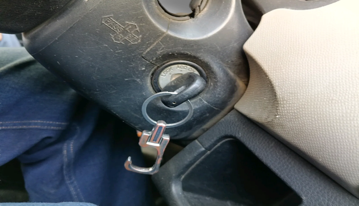 2013 Maruti Wagon R 1.0 VXI, Petrol, Manual, 1,03,572 km, interior