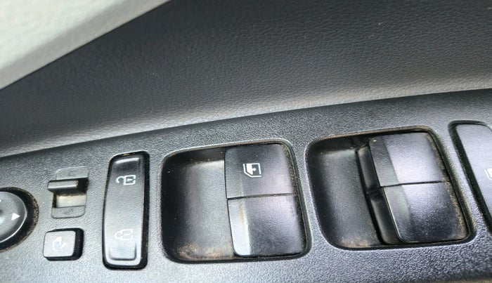 2024 Hyundai GRAND I10 NIOS SPORTZ 1.2 KAPPA VTVT, Petrol, Manual, 10,188 km, interior