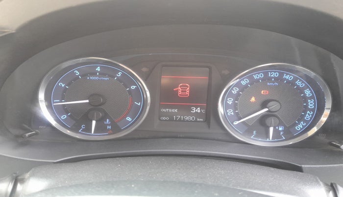 2015 Toyota Corolla Altis GL PETROL, Petrol, Manual, 1,71,980 km, interior