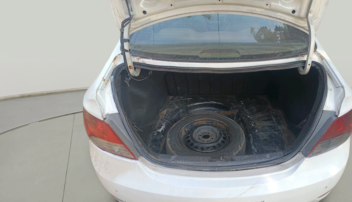 2011 Hyundai Verna FLUIDIC 1.4 CRDI EX, Diesel, Manual, 1,25,019 km, exterior