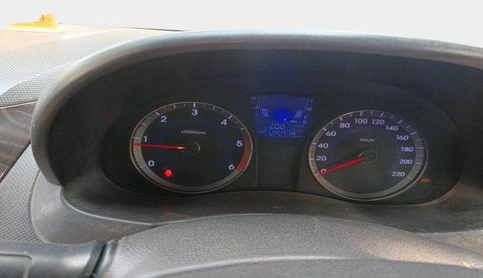 2011 Hyundai Verna FLUIDIC 1.4 CRDI EX, Diesel, Manual, 1,25,019 km, interior