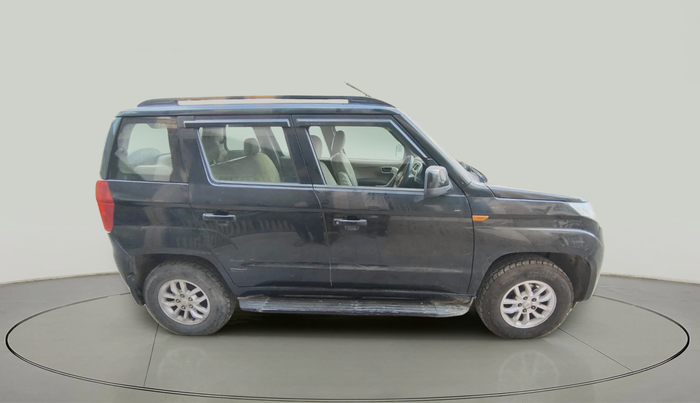 2018 Mahindra TUV300 T8, Diesel, Manual, 37,198 km, exterior