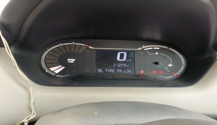 2024 Nissan MAGNITE XL, Petrol, Manual, 21,229 km, interior