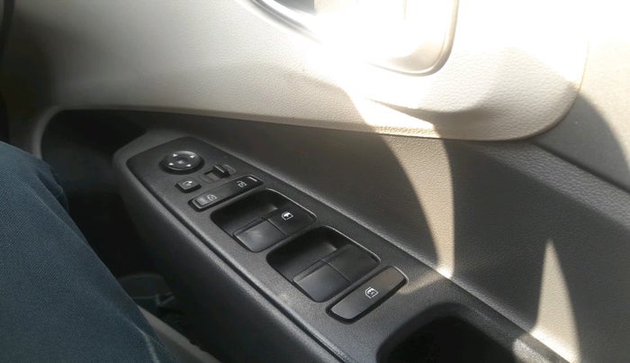 2022 Hyundai AURA SX 1.2, Petrol, Manual, 62,174 km, interior