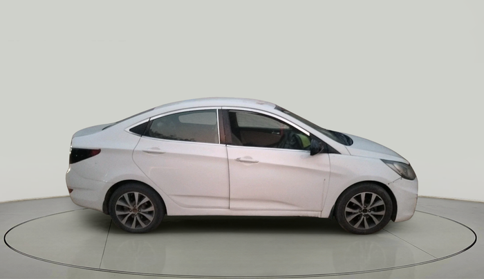 2014 Hyundai Verna FLUIDIC 1.6 CRDI SX, Diesel, Manual, 1,01,389 km, exterior