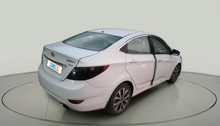 2014 Hyundai Verna FLUIDIC 1.6 CRDI SX, Diesel, Manual, 1,01,389 km, exterior