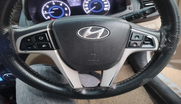 2014 Hyundai Verna FLUIDIC 1.6 CRDI SX, Diesel, Manual, 1,01,389 km, interior