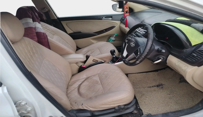 2014 Hyundai Verna FLUIDIC 1.6 CRDI SX, Diesel, Manual, 1,01,389 km, interior