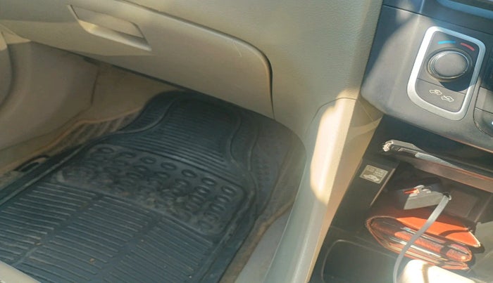 2018 Maruti Ciaz ZXI+, Petrol, Manual, 1,42,718 km, interior