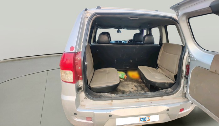 2018 Mahindra TUV 300 PLUS P8, Diesel, Manual, 77,220 km, exterior