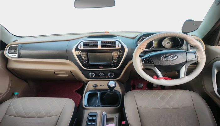 2018 Mahindra TUV 300 PLUS P8, Diesel, Manual, 77,220 km, interior