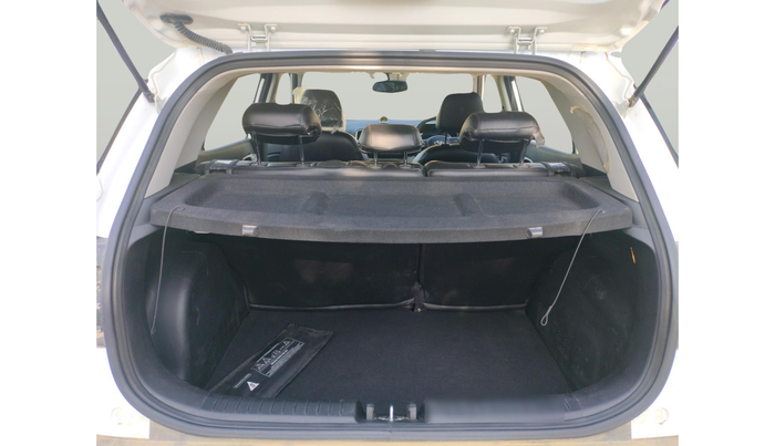 2024 Hyundai VENUE SX 1.2 PETROL, Petrol, Manual, 24,072 km, exterior