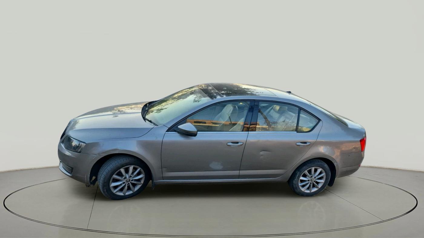 2016 Skoda Octavia 2.0 TDI CR STYLE PLUS AT, Diesel, Automatic, 75,268 km, exterior