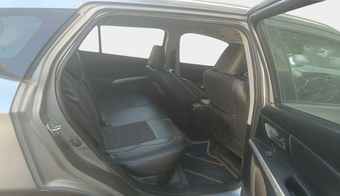 2015 Maruti S Cross ALPHA 1.3, Diesel, Manual, 1,44,831 km, interior