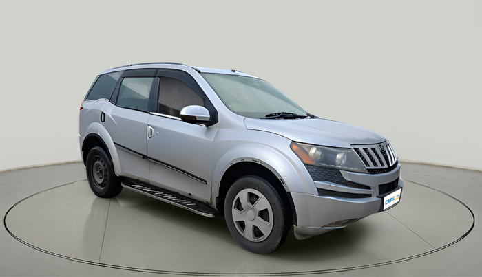 2014 Mahindra XUV500 W4, Diesel, Manual, 1,01,130 km, exterior
