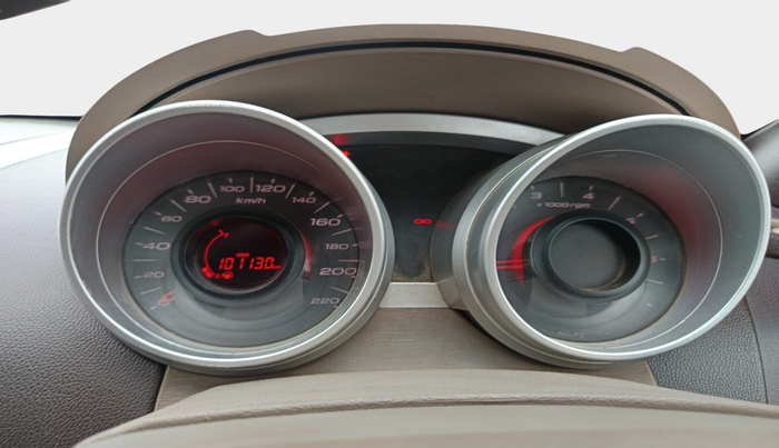 2014 Mahindra XUV500 W4, Diesel, Manual, 1,01,130 km, interior